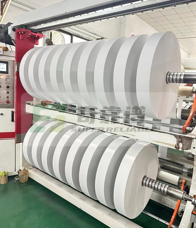 Utilizzo a bassa temperatura Carta autoadesiva semi-brillante per pesce Etichetta di congelamento Etichetta alimentare produzione AF1133